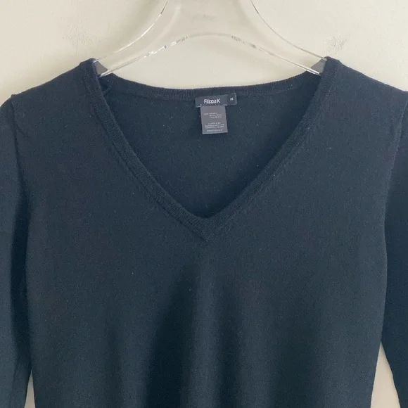 Filippa K Merino Wool V-Neck Sweater - Picture 4 of 15